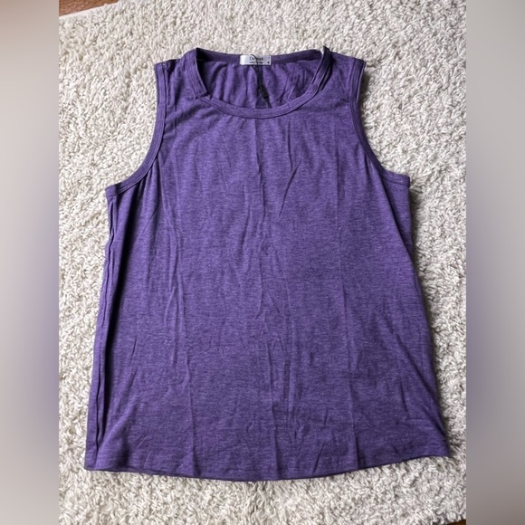 Dayeek Tops - Women’s Medium Deyeek Purple Sleeveless Surgery Top
